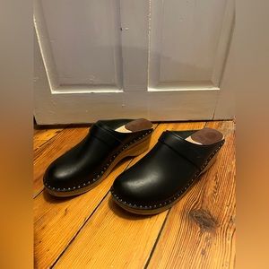 Troentorp Clogs, Size 38, Black